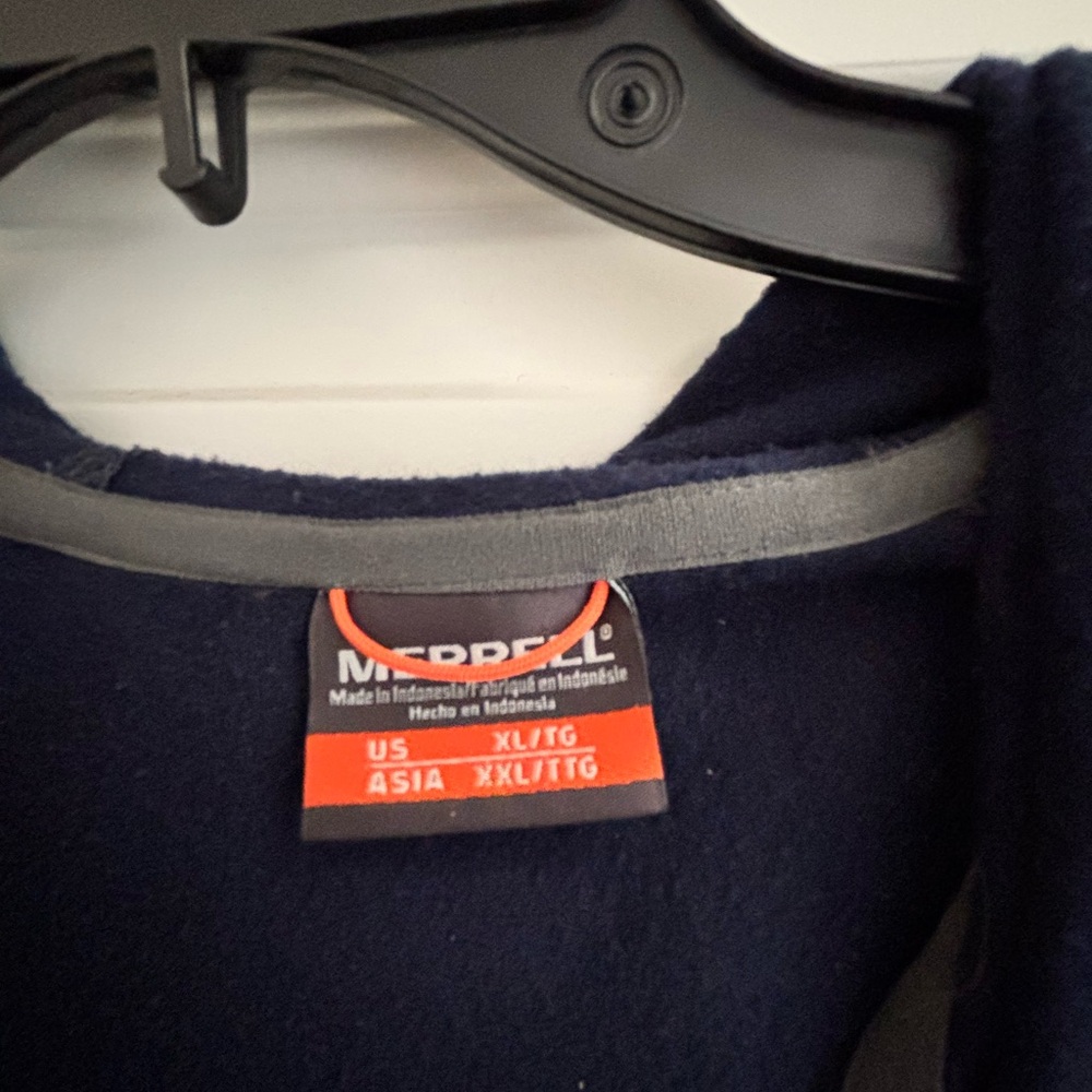 Merrell Navy Fleece Jacket - Picture 2 of 3